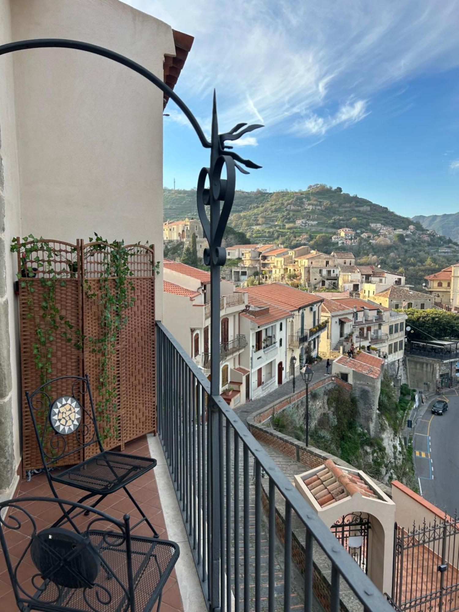 Casa Gambino Bed & Breakfast Savoca Exterior photo
