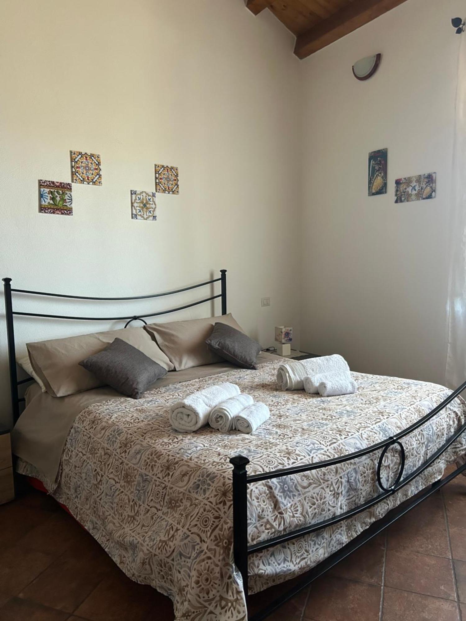 Casa Gambino Bed & Breakfast Savoca Exterior photo