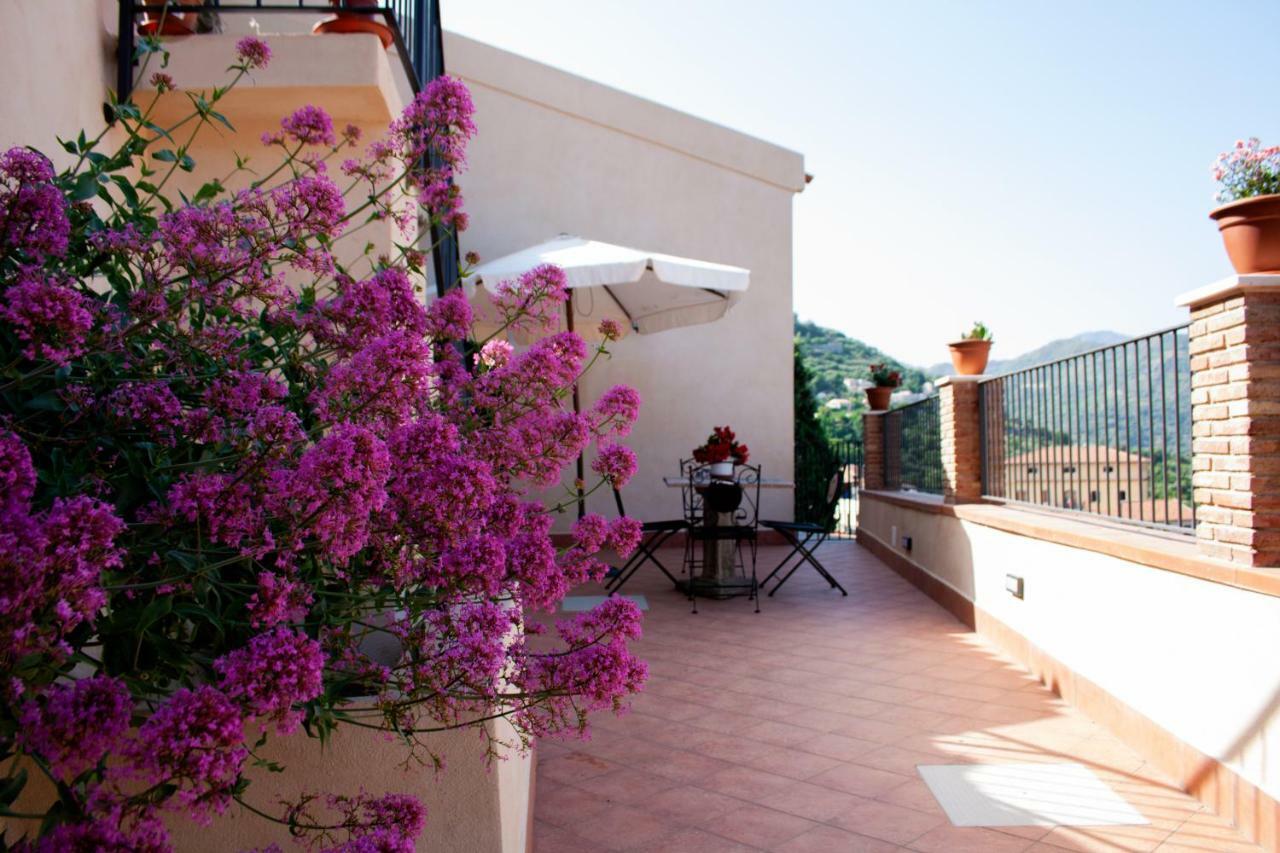 Casa Gambino Bed & Breakfast Savoca Exterior photo